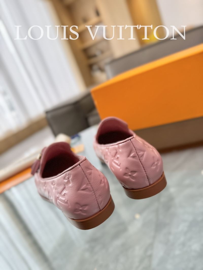 Louis Vuitton Low Shoes